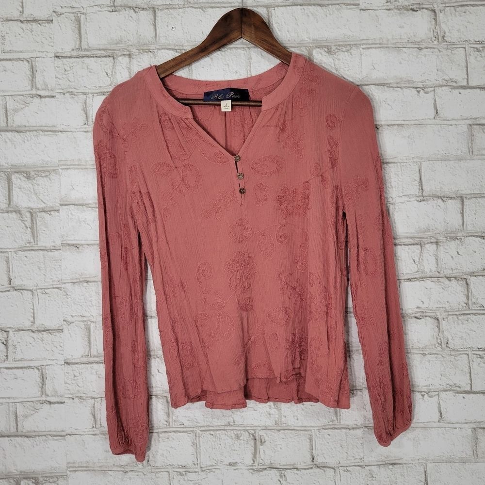 Blue Rain embroidery floral long sleeve top